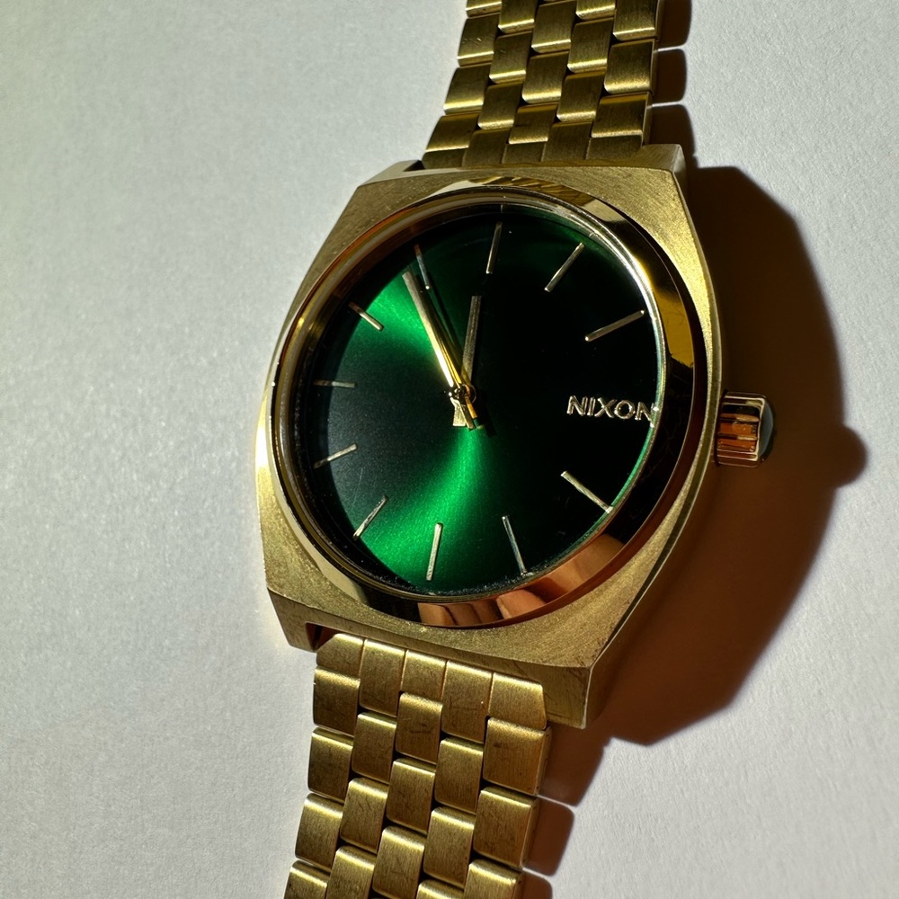 Nixon watch